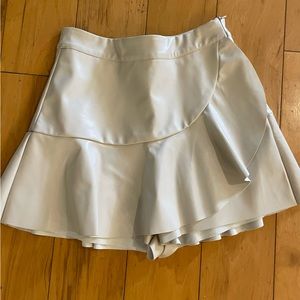 DO+BE pleather skirt/skort.  size small
